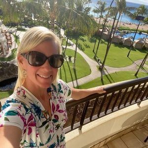 Meet your Posher, Joy